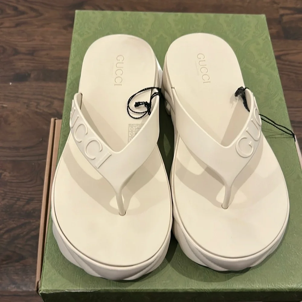 Gucci platform flip flops